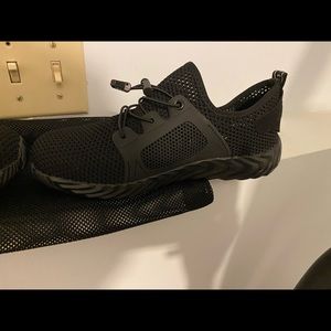 Defender invincible shoe